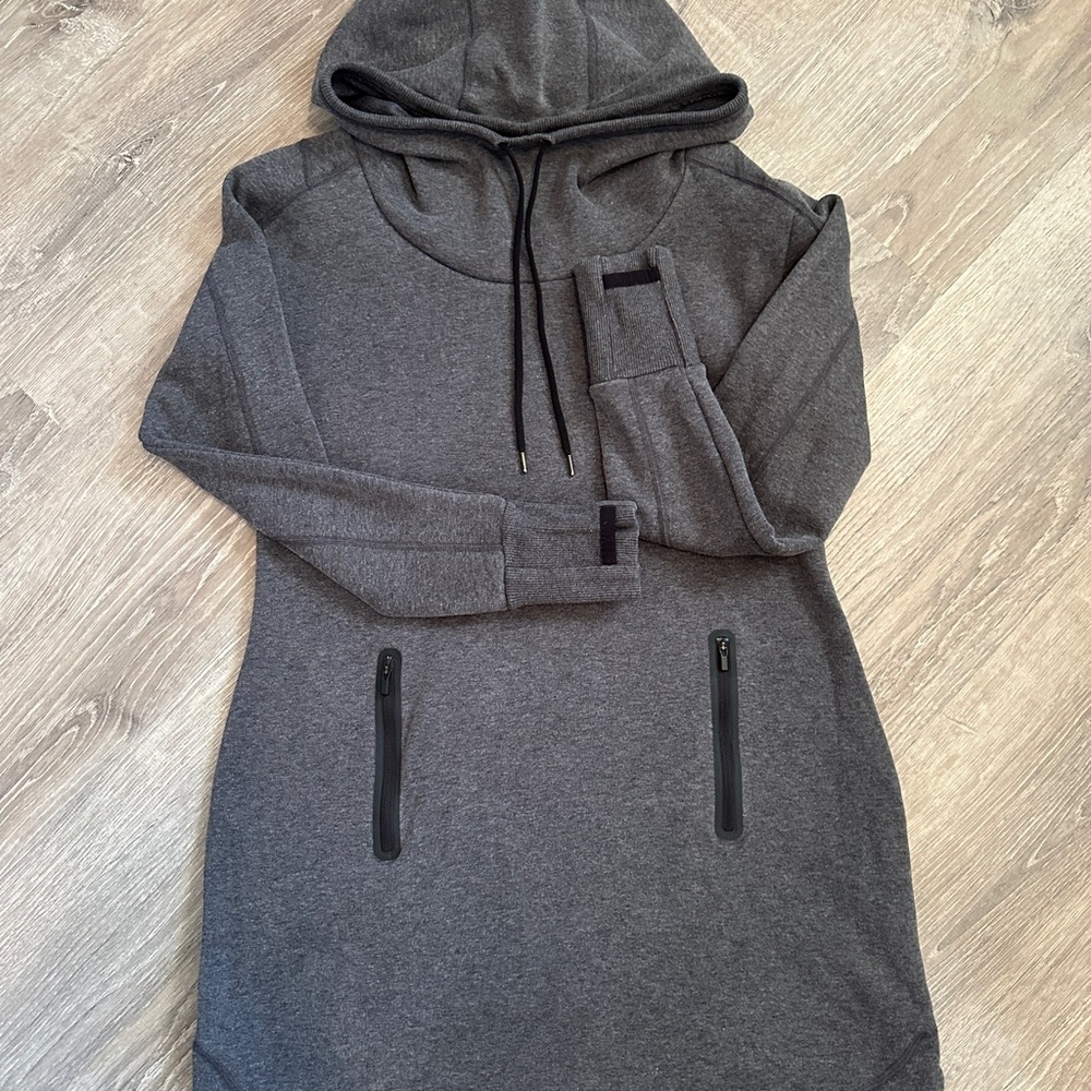 Athleta Charcoal Cozy Karma Dress, Size Medium